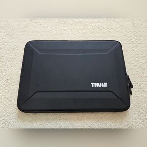 Thule Laptop Sleeve For 16" Laptop